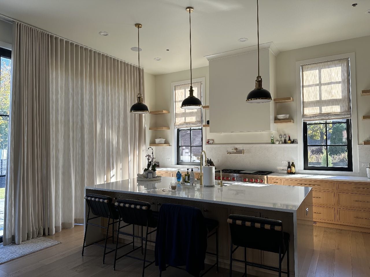 kitchen-drapery-roman-shades-custom-window-treatment